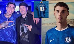 Chelsea strips Mykhailo Mudryk of No 10 shirt amid suspension after failed drugs test in England