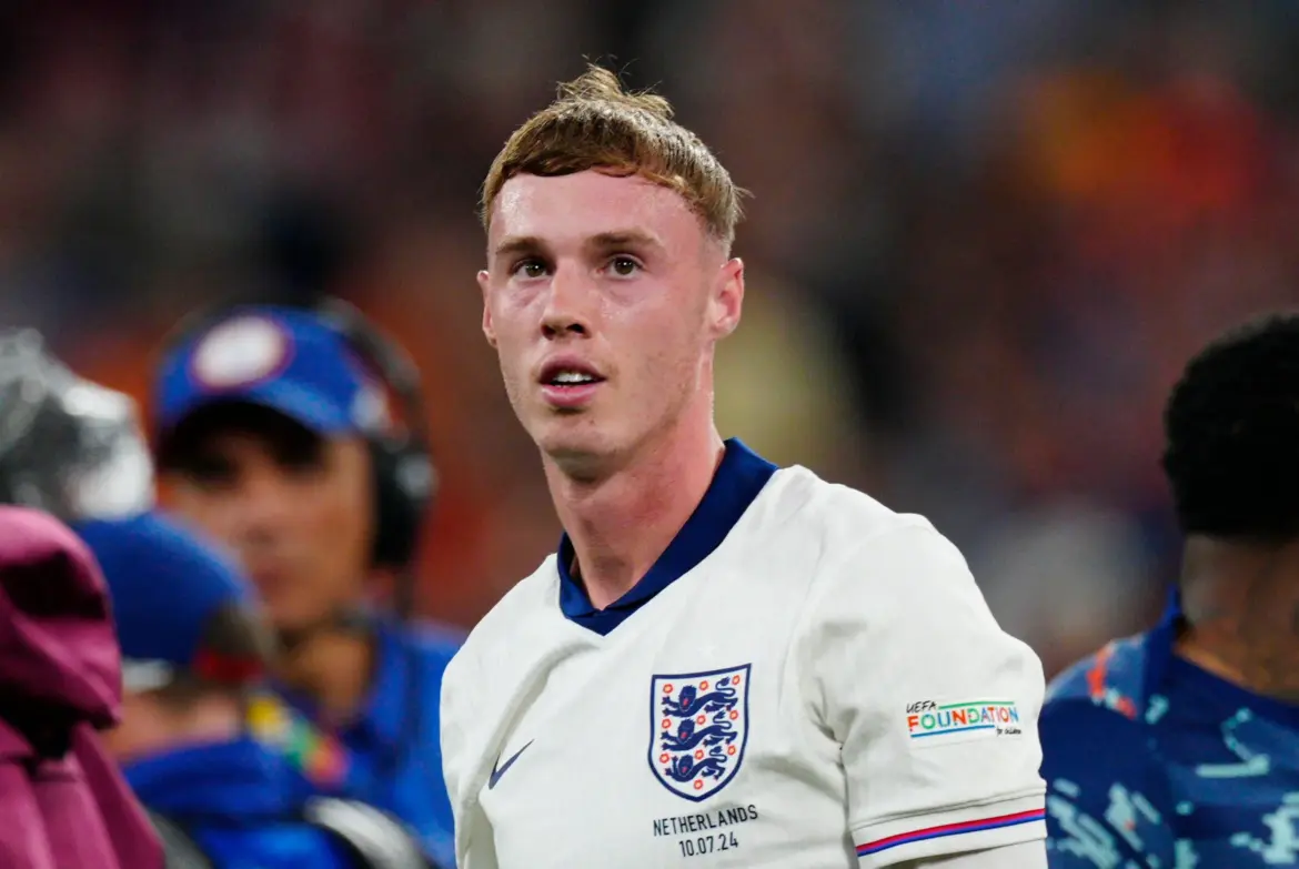 England Midfielder Cole Palmer Explains His Calm Approach to Football and Fan Adoration at Training Camp in Spain