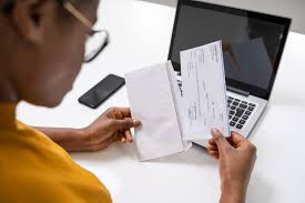 Experts confirm appearance boosts salary as survey shows good looks influence paychecks nationwide