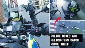 Heroic London pedestrian tackles phone thief