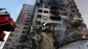 Israel launches massive airstrike campaign targeting Iranian nuclear sites in Tehran amid escalating tensions