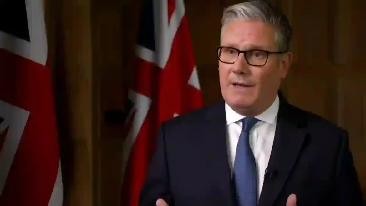 UK government faces pressure to explain position as Trump’s Iran bombing campaign sparks global fears and political confusion