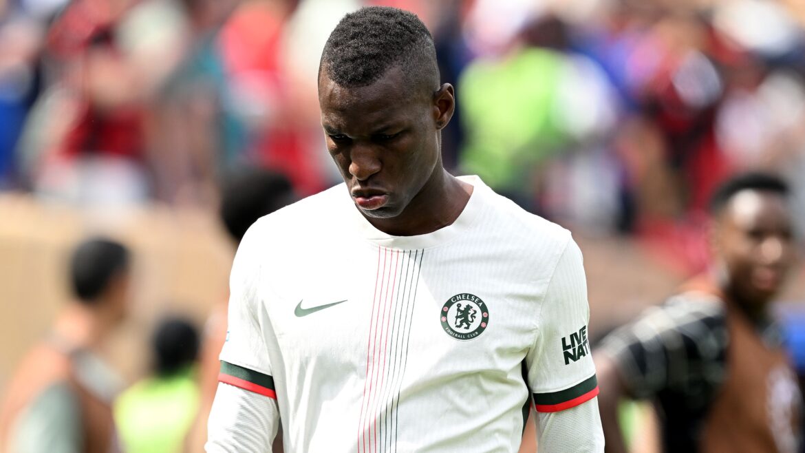 Chelsea striker Nicolas Jackson receives extended red card ban following reckless challenge on Ayrton Lucas in FIFA tournament clash held in America