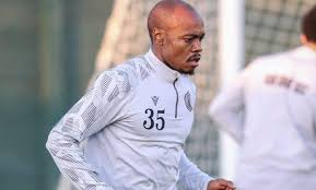 Percy Tau officially parts ways with Qatar SC after short injury-hit spell in the Middle East as Kaizer Chiefs monitor his next move in South Africa