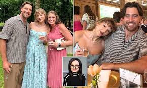 Taylor Swift and Travis Kelce Spark Rumors of Secret Marriage After Wedding Invitation Photo Surfaces at Chicago Bears Player’s Wedding