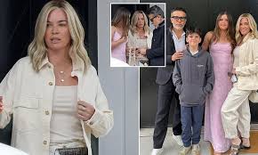 Teddi Mellencamp reunites with ex-husband Edwin Arroyave to celebrate their daughter’s lower school graduation in Los Angeles amid her ongoing battle with stage 4 cancer