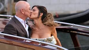 Thunderstorm disrupts Bezos and Sanchez’s lavish