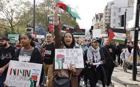 UK Authorities Decide Not to Charge Muslim Refugee for Controversial Chants at London Protest