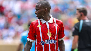 Thembinkosi Lorch stuns fans as he scores for Wydad Casablanca against Juventus at the FIFA Club World Cup