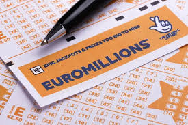 Anonymous lottery winner claims record EuroMillions jackpot as Ireland celebrates new £208 million millionaire
