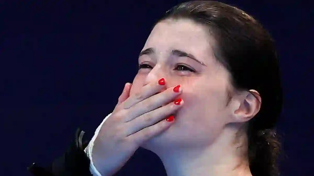 Andrea Spendolini-Sirieix withdraws from World Championships in Singapore after struggling with overwhelming mental blocks this diving season