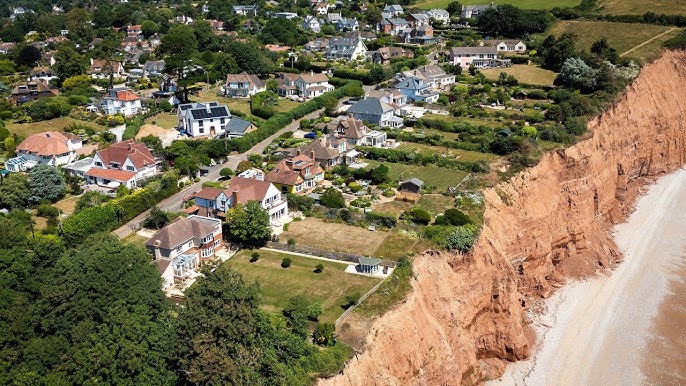 Frustrated locals fear property damage as East Devon officials consider banning basic renovations on clifftop homes in Sidmouth