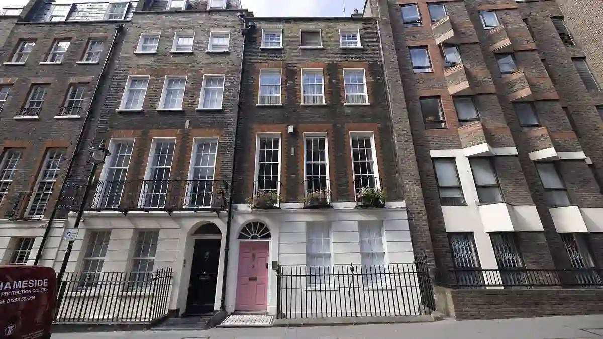 Knightsbridge