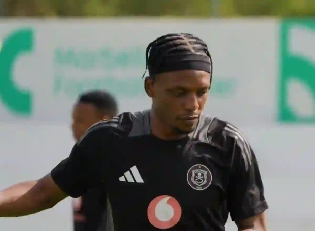 Tito Maswanganyi shows off Travis Scott-inspired hairstyle as Orlando Pirates begin preseason tour in Marbella Spain