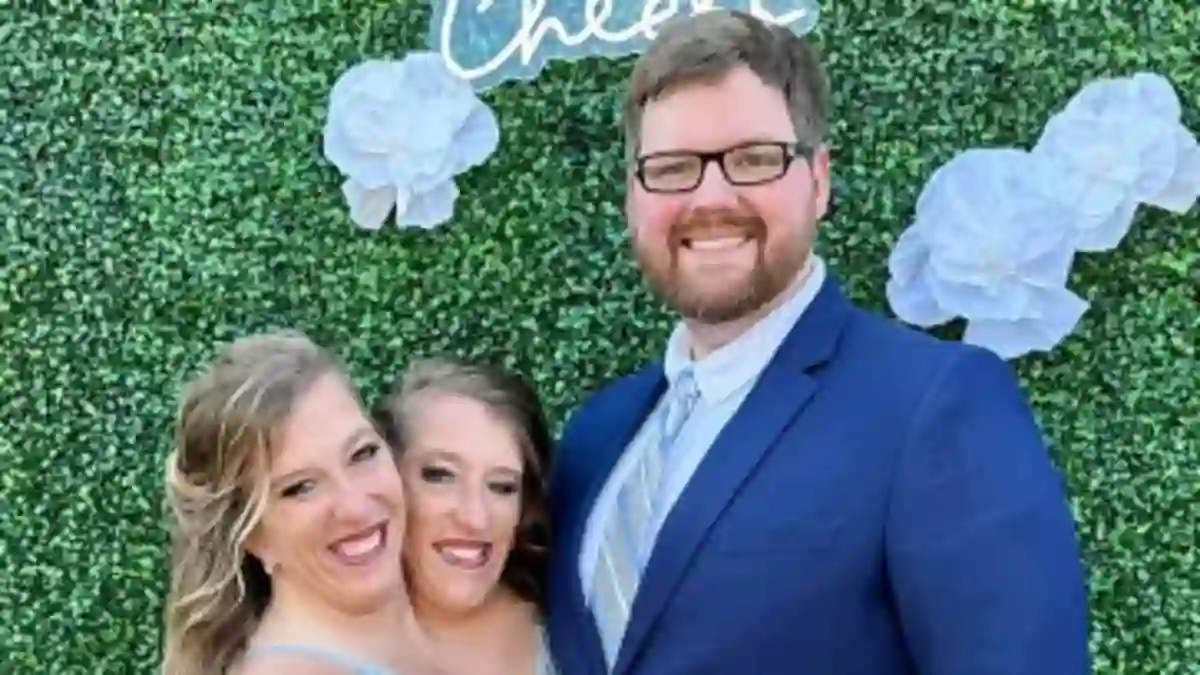 Conjoined twins Brittany and Abby Hensel spark pregnancy rumours as love life takes center stage in the United States