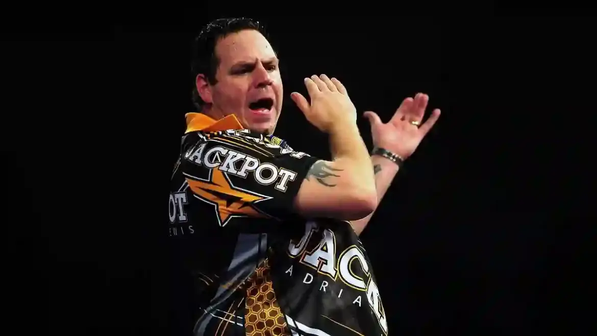 Adrian Lewis Returns to Competitive Darts and Wins First Match at MODUS Live Lounge in Portsmouth