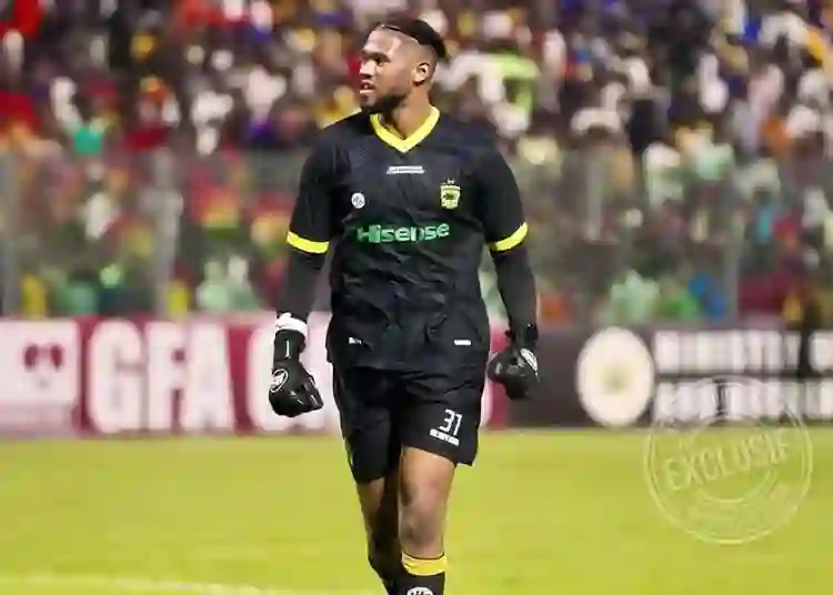 Kaizer Chiefs pursue Asante Kotoko and Guinea goalkeeper Mohamed Camara to strengthen goalkeeping department in South Africa