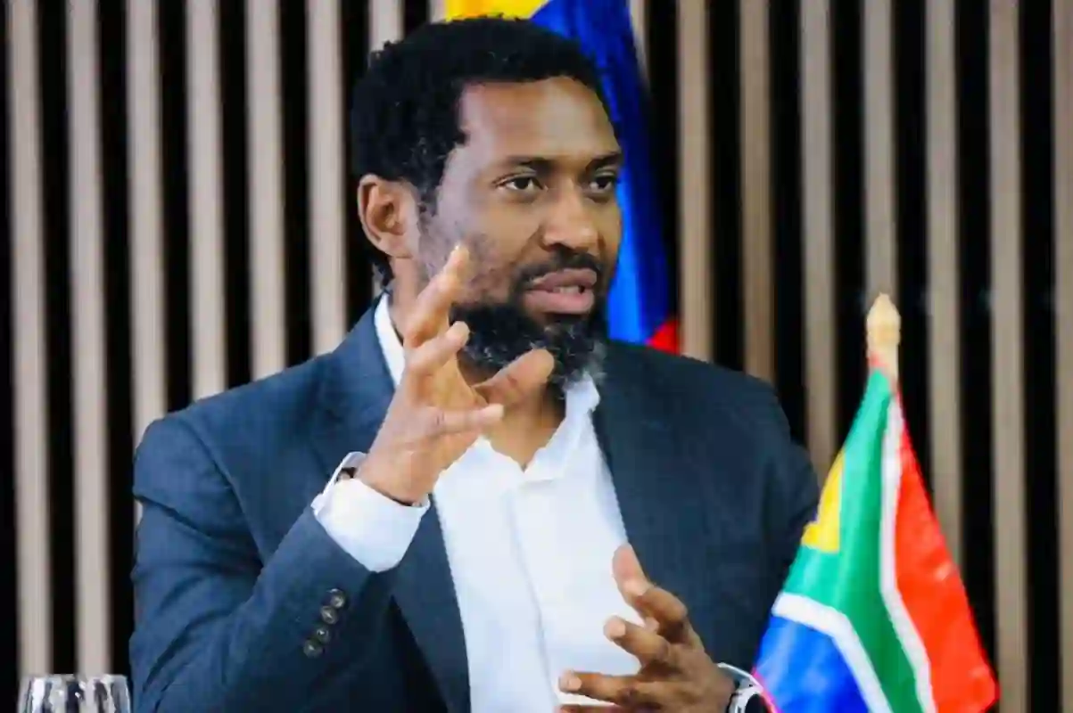 Buti Manamela