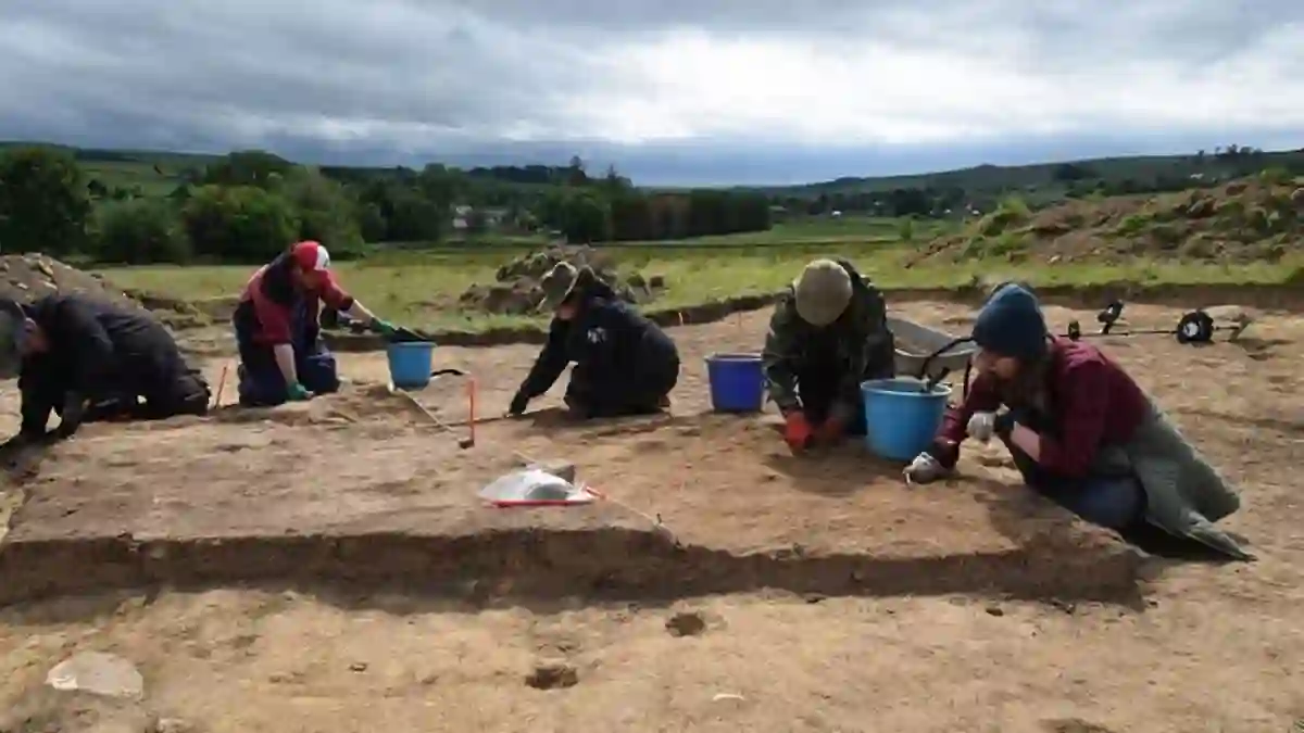 Florida Student Unearths Rare Ninth-Century Gold Medal During Archaeology Dig in Redesdale Northumberland