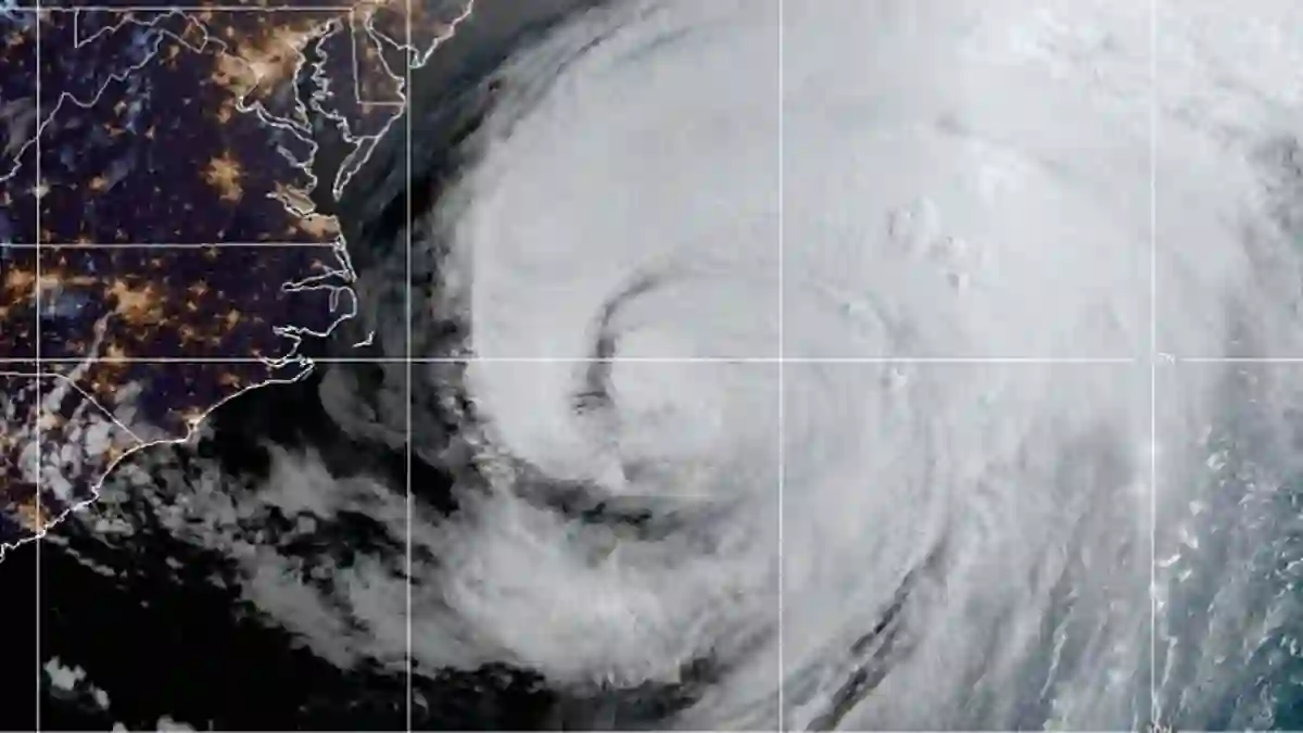 Hurricane Erin shifts north and brings dangerous surf flooding and rip currents to the Mid Atlantic and Northeast coasts