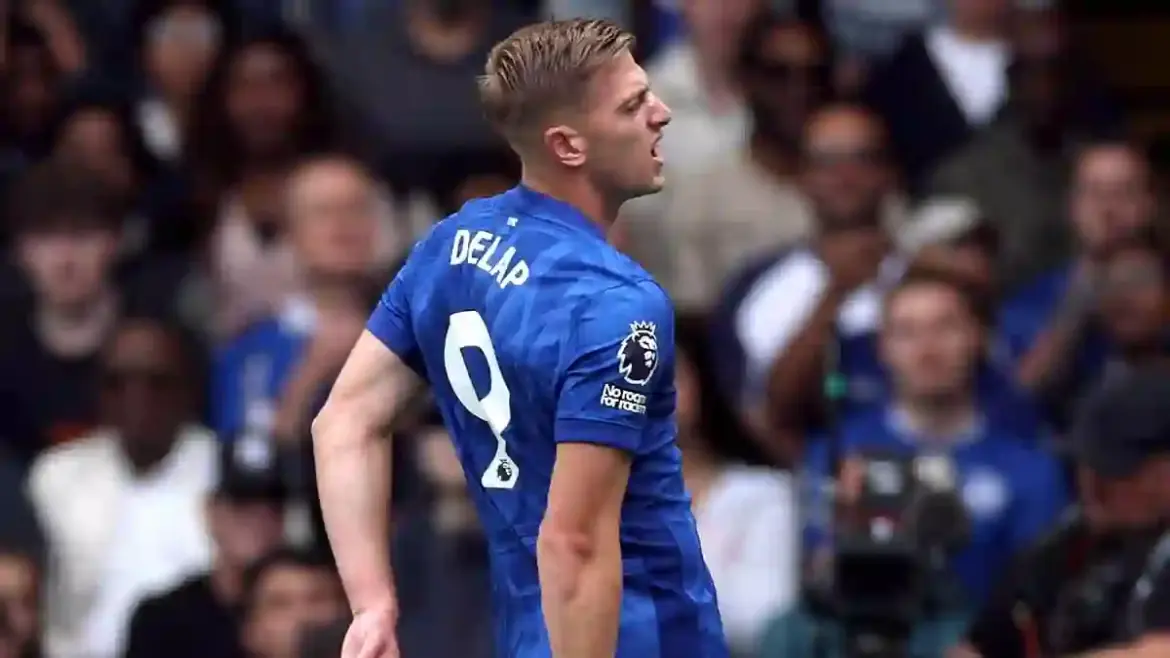 Liam Delap suffers painful hamstring injury as Chelsea striker leaves the pitch after just fourteen minutes against Fulham at Stamford Bridge