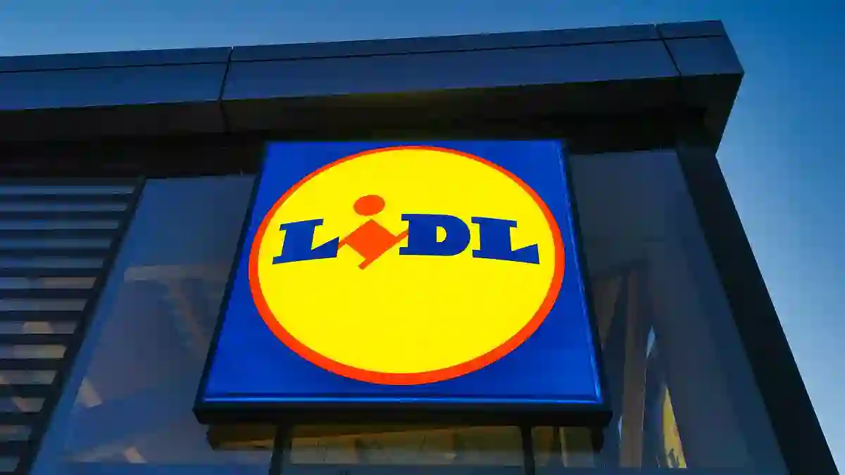 Lidl shopper