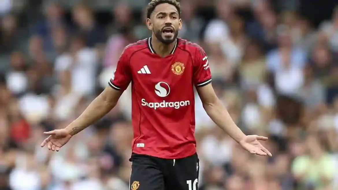 Manchester United Throw Away Lead Against Fulham and Settle for Draw at Craven Cottage in London