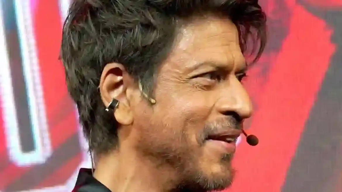 Shah Rukh Khan Sparks Facelift Speculation Among Fans at Mumbai Movie Launch for Son Aryan Khan