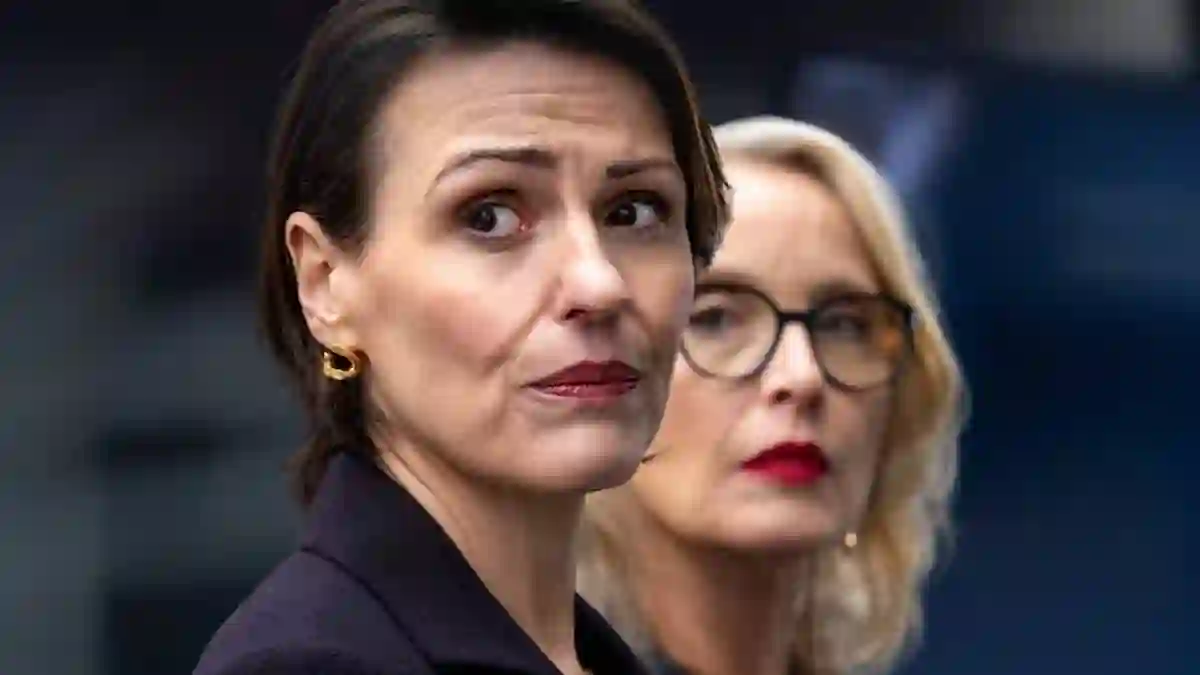Suranne Jones Faces Explosive Political Chaos as British Prime Minister in Netflix Drama Hostage