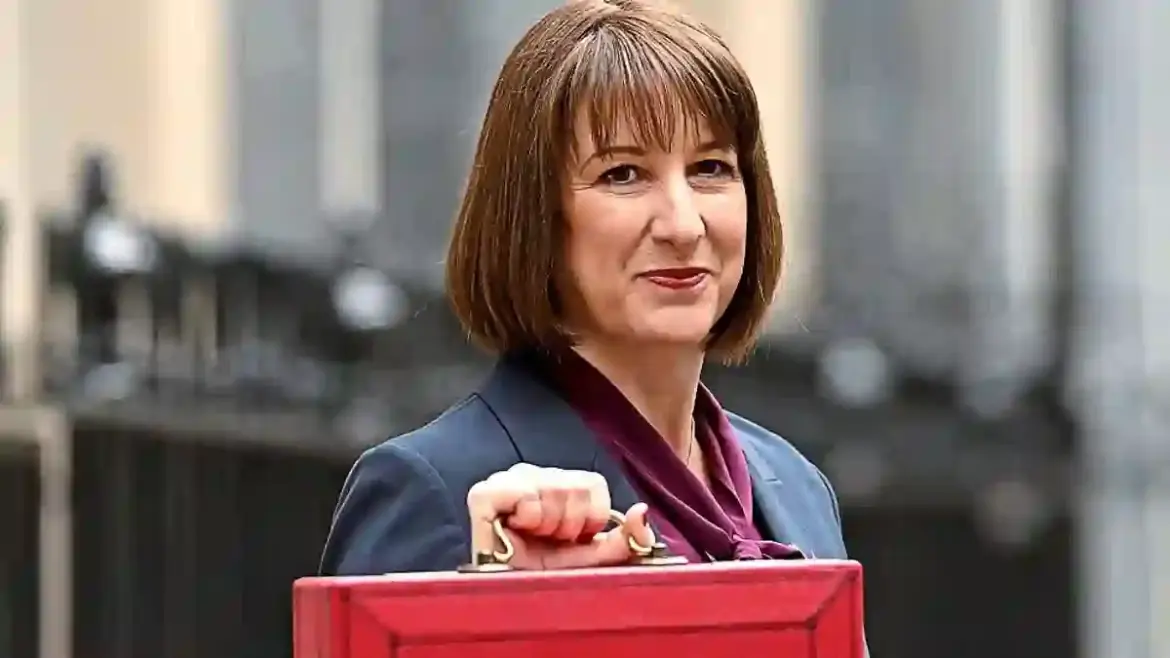 Treasury Considers Slashing VAT Threshold and Targeting Small Businesses Across the United Kingdom Ahead of Autumn Budget