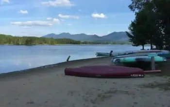 pontoon boat