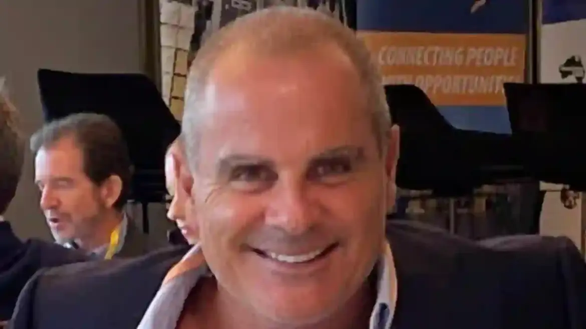 Australian tycoon Jamie Pherous makes millions from UK asylum hotel contracts while facing local protests in Epping