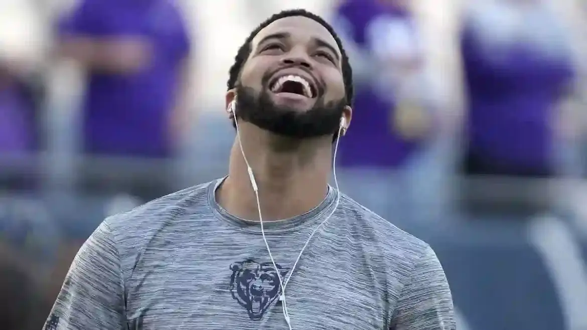 Caleb Williams raises suicide awareness with painted nails before Chicago Bears kickoff against Minnesota Vikings at Soldier Field