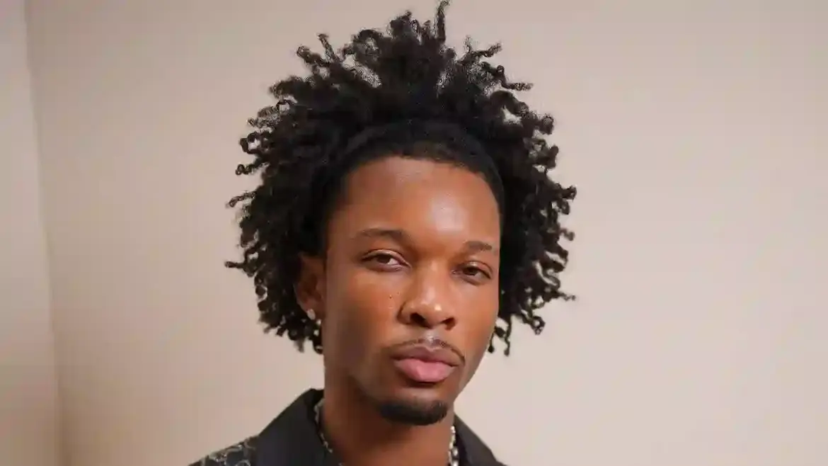 Los Angeles Police Discover Dead Body in Car Registered to Singer D4vd While Authorities Confirm He Is Not Arrested