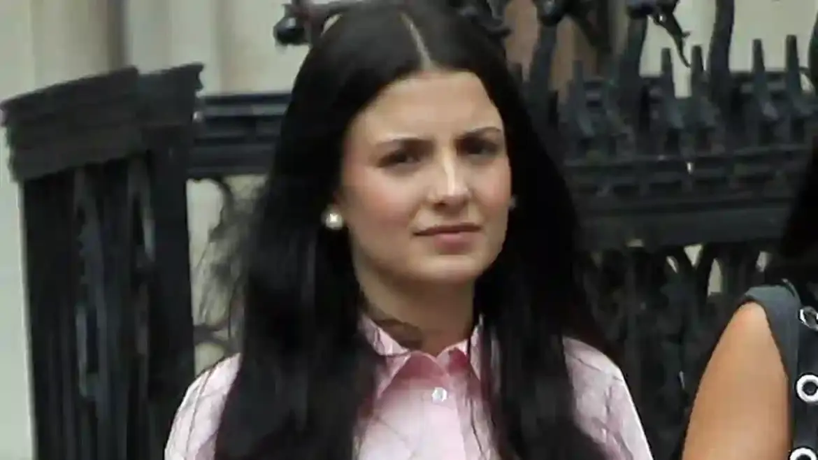 Teenage girl wins £145000 payout after private school in East Sussex fails to tell her parents about drug laced vape hospitalisation