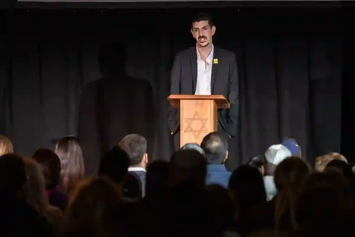 Former Hamas hostage Or Levy describes torture and loss while speaking to hundreds of people in Johannesburg