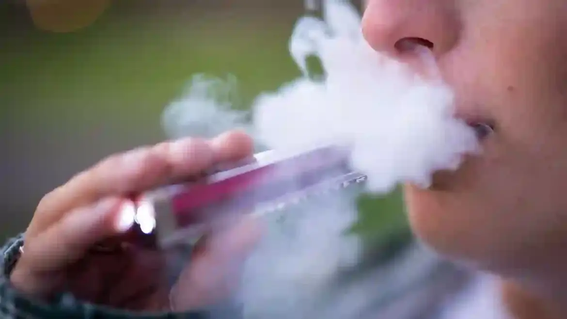 Health experts at global cardiology conference in Madrid warn e cigarettes are causing irreversible harm to children’s brains and hearts