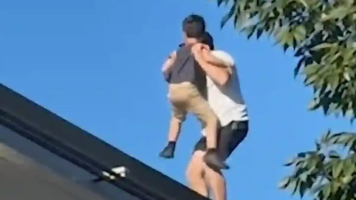 Father and veterinarian rescues young boy from dangerous monorail track at Hersheypark in Pennsylvania
