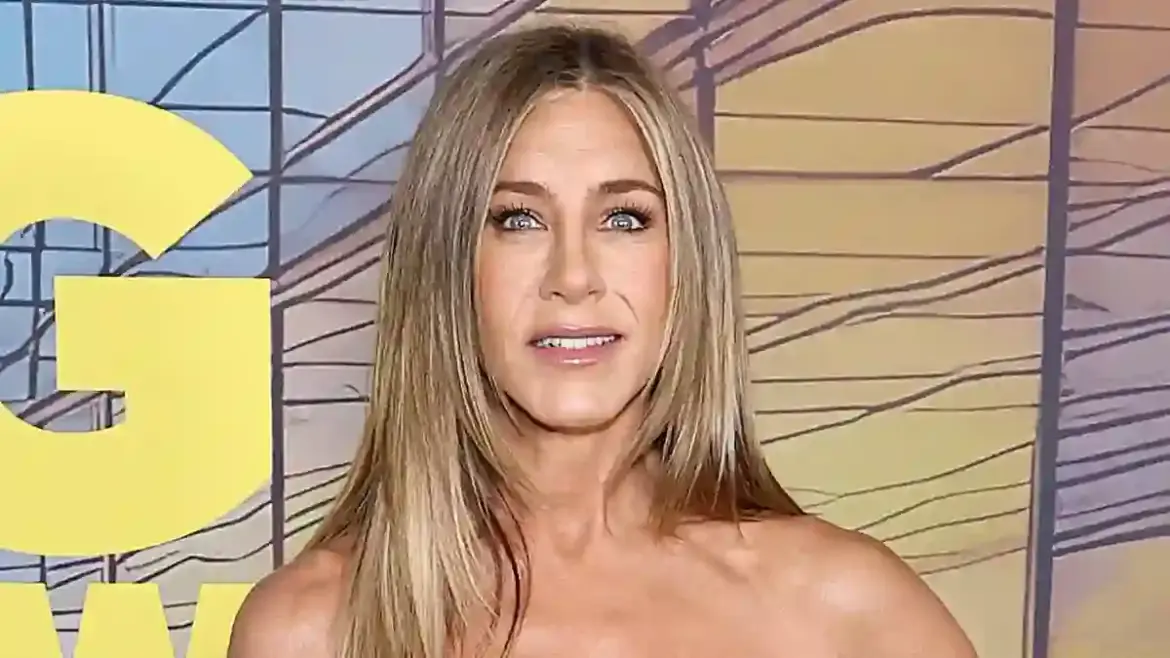 Jennifer Aniston reveals her facialist shares anti aging secrets and skincare routines in Hollywood Los Angeles