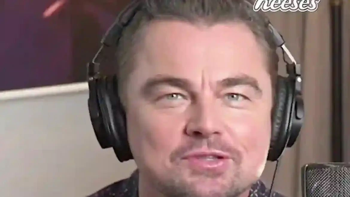 Leonardo DiCaprio and Benicio del Toro join Travis and Jason Kelce in Los Angeles to record a lively New Heights podcast episode