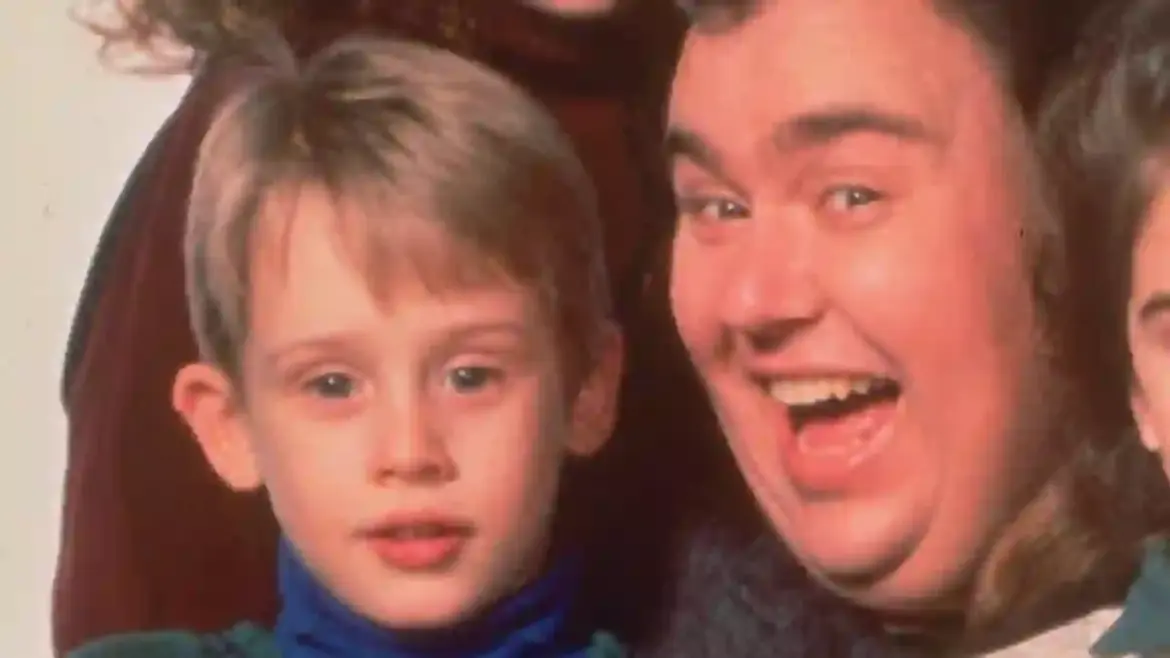 Macaulay Culkin reveals John Candy noticed the struggles with his father while working together on Uncle Buck in Toronto