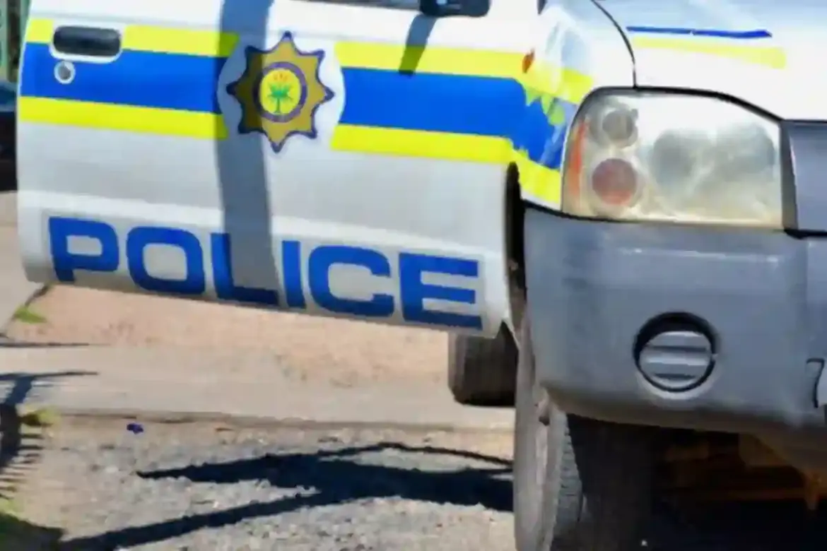 Police constable ends hostage standoff in Mamelodi East by shooting his nephew before turning the gun on himself