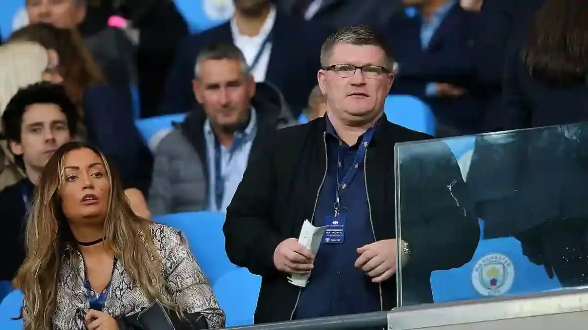 Manchester City honour boxing legend Ricky Hatton with minute’s applause at Etihad after fighter is found dead in Greater Manchester
