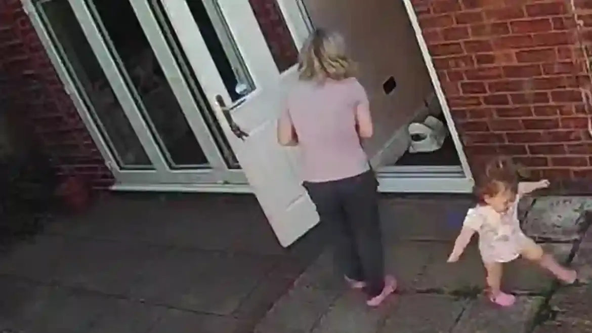 Cheeky Twins Outsmart Their NHS Scientist Mom While Playing in the Garden in Mansfield Nottinghamshire