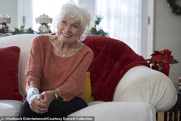 Hallmark fans mourn as beloved grandmother actress Paula Shaw passes away peacefully at age 84 in California