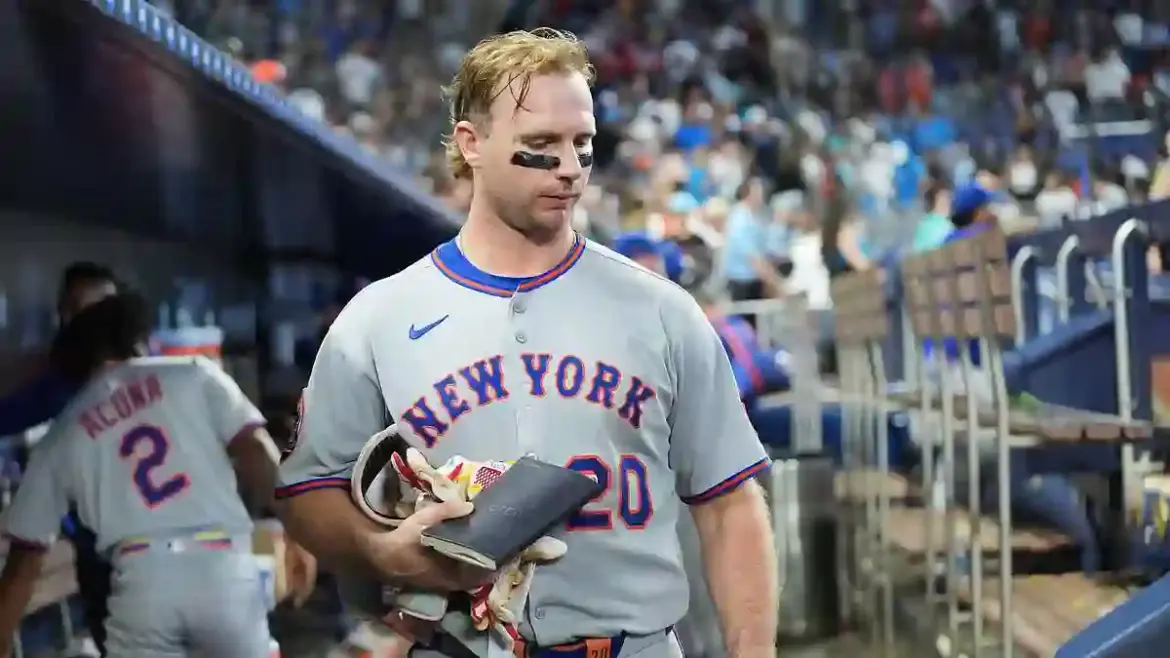 Pete Alonso Opts Out of Contract and Enters Free Agency After Disappointing Season with New York Mets in Queens