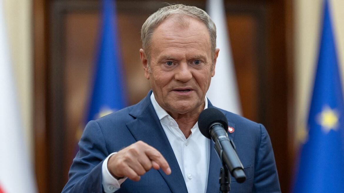 Poland neutralizes drone over presidential palace in Warsaw following Russian airspace intrusion last week