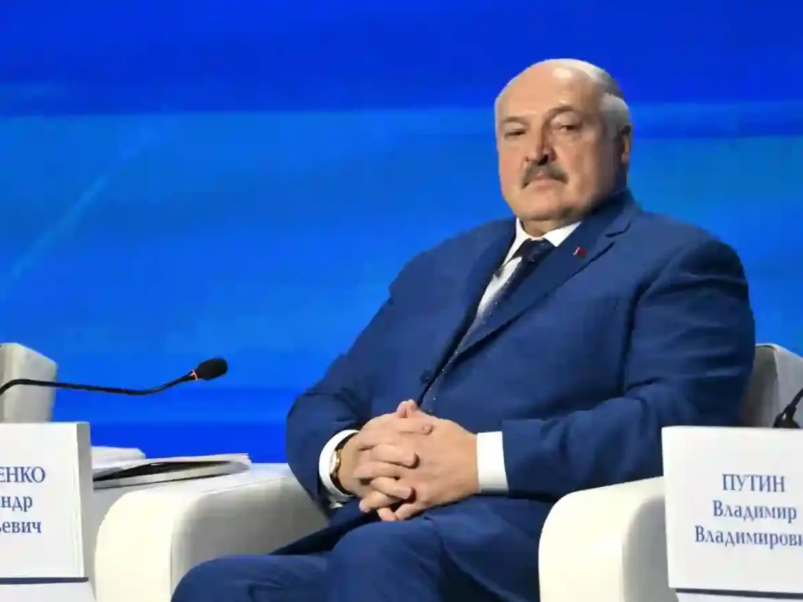 Belarusian President Alexander Lukashenko Urges Russian President Vladimir Putin and Ukrainian