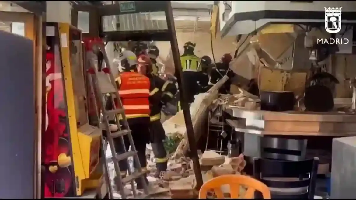 Gas explosion injures at least 25 people as a Madrid bar and nearby flats are ripped apart in Puente de Vallecas