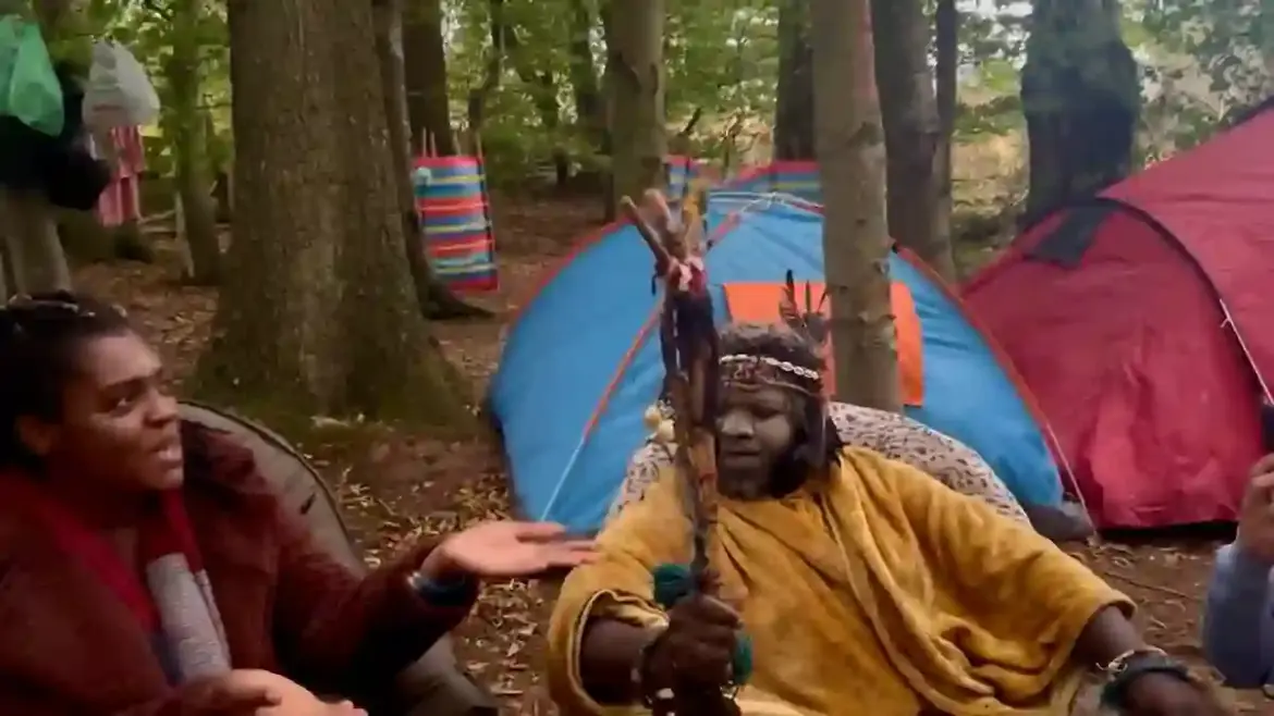 Furious locals confront self proclaimed Queen Nandi and King Atehene as the couple set up their own woodland kingdom in Jedburgh Scotland